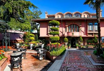Sultanahmet Palace Hotel has Balcony rooms