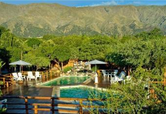 Rinc  n de los Troncos has Balcony rooms