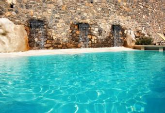 Loft Apartments by AMALFIVACATION has Balcony rooms