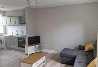 The Lodge Ballina allows 18 year olds to book a room