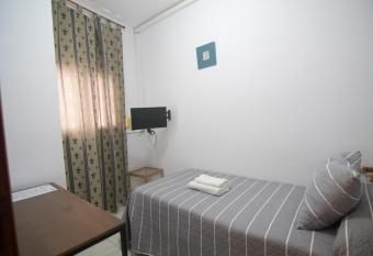 Ochomin Hostel allows 18 year olds to book a room