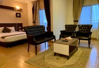 Ream Hotel Amman has Balcony rooms