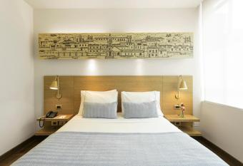 Hotel bh Usaqu  n allows 18 year olds to book a room