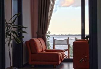 B&B Sirio allows 18 year olds to book a room