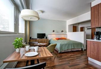 Forenom Serviced Apartments Espoo Tapiola allows 18 year olds to book a room