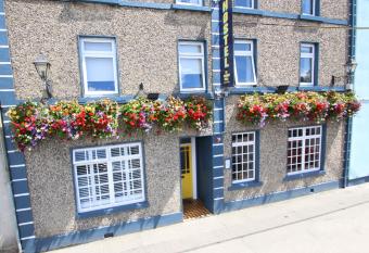 The Woodquay Hostel allows 18 year olds to book a room