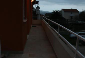 Apartment Morska Sirena has Balcony rooms