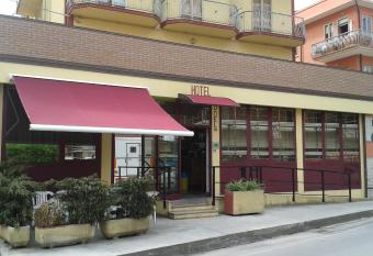 Hotel Nuova Doel has Balcony rooms