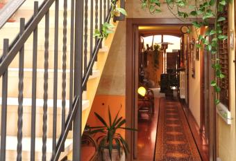 B&B Viaprimaldo Camere has Balcony rooms