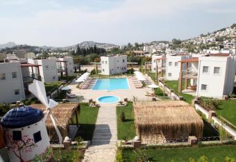 Dibek Homes Villa & Hotel allows 18 year olds to book a room