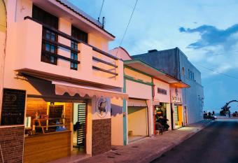 Casa Alberto Cozumel has Balcony rooms