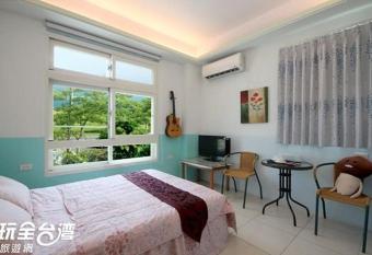 Xinchuan B&B has Balcony rooms