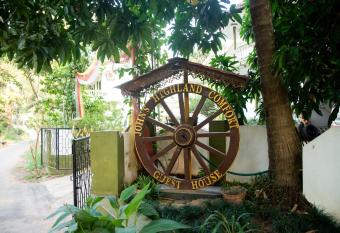 John s Highland Comfort (Guest House) allows 18 year olds to book a room