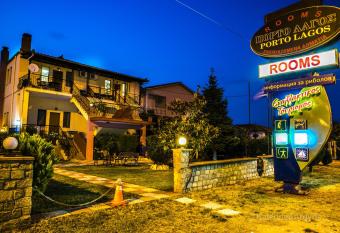 Porto Lagos Rooms has Balcony rooms