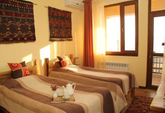Silk Road Hotel has Balcony rooms