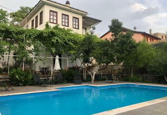 Holiday Home Iris has Balcony rooms