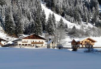 Hotel Larchhof Ratschings has Balcony rooms
