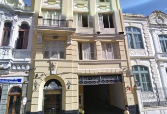 Hotel Belas Artes allows 18 year olds to book a room