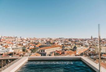 Dear Hotel Madrid allows 18 year olds to book a room