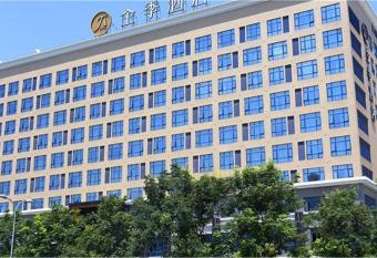 JI Hotel Shanghai Hongqiao International Exhibition Center allows 18 year olds to book a room