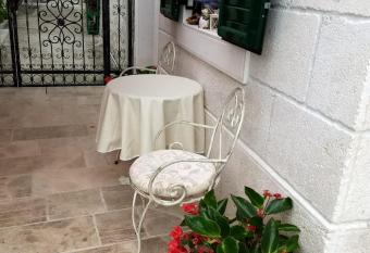 Apartment Nina has Balcony rooms