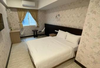       -       Lin Inn TMS allows 18 year olds to book a room