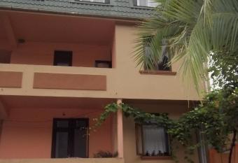 Temo s Guesthouse has Balcony rooms