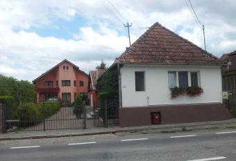 C  su  a Andrey & Dan has Balcony rooms