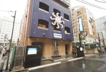 International Hotel Kabukicho allows 18 year olds to book a room