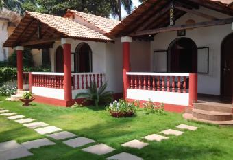 Starco allows 18 year olds to book a room