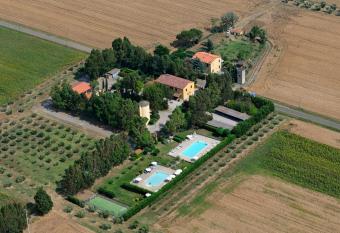 Agriturismo Le Pescine has Balcony rooms
