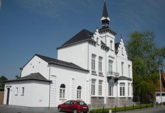 B&B Kasteel De Windt allows 18 year olds to book a room