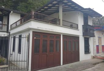 Casa de la Ciencia has Balcony rooms