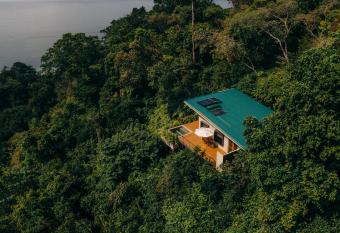 El Remanso Rainforest Lodge has Balcony rooms
