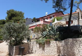 Apartments by the sea Mali Losinj (Losinj) - 2489 has Balcony rooms