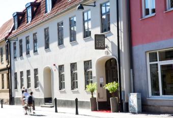 Best Western Plus Hotell Nordic Lund allows 18 year olds to book a room