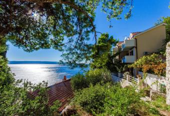 Apartments by the sea Pisak, Omis - 2802 has Balcony rooms