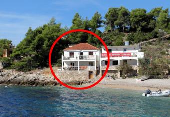 Seaside secluded apartments Cove Tvrdni Dolac, Hvar - 2997 has Balcony rooms