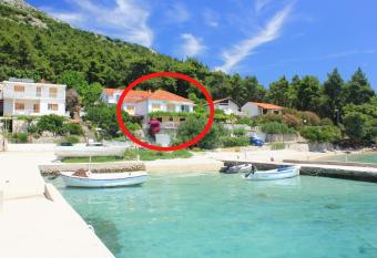 Apartments by the sea Kuciste - Perna, Peljesac - 4544 has Balcony rooms