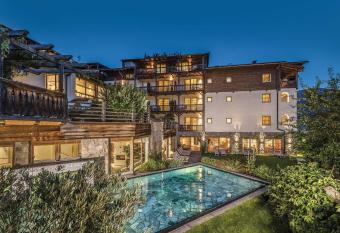 Taubers Unterwirt Aktiv & Vitalhotel has Balcony rooms