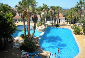 Siesta Mar Apartamentos has Balcony rooms