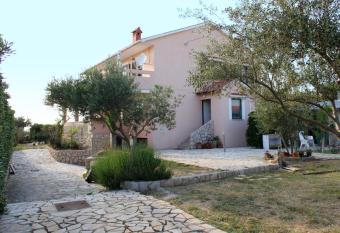 Apartments with a parking space Povljana, Pag - 6298 has Balcony rooms