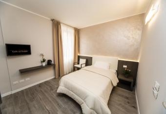 B&B Corte sul Naviglio has Balcony rooms