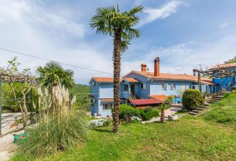 Apartments with a parking space Brsec, Opatija - 7796 has Balcony rooms