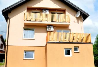 Apartments   ugec has Balcony rooms