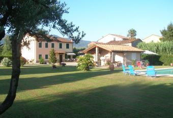 Rustico del Chiasso has Balcony rooms
