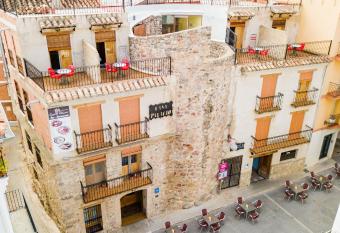 Hotel Casa Palacio allows 18 year olds to book a room