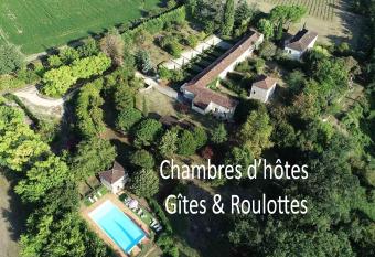 Domaine de la Brette has Balcony rooms