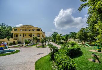 Elia Hotel has Balcony rooms