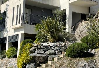 Villa Petrera has Balcony rooms